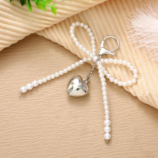 Pendant Keychain Bowknot Shape Wallet Car Key Chain Rearview Mirror Backpack Keyring Decoration Decorative Accessory