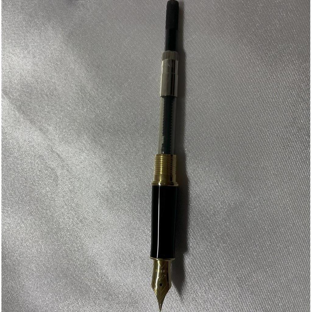 Used PARKER Matte Black Fountain Pen with Gold Nib