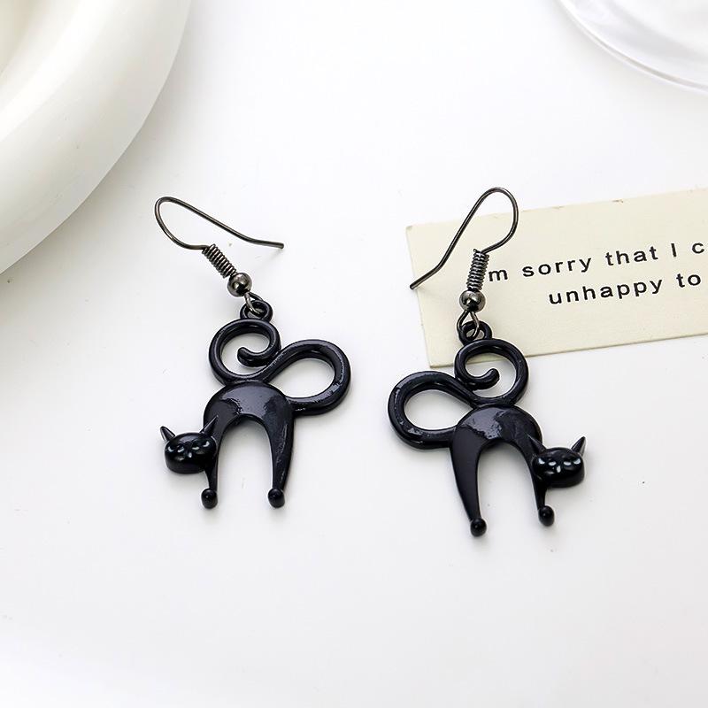 Gothic Halloween Earrings: Ghost, Spiderweb, Bat, and Pumpkin Dangles for Women