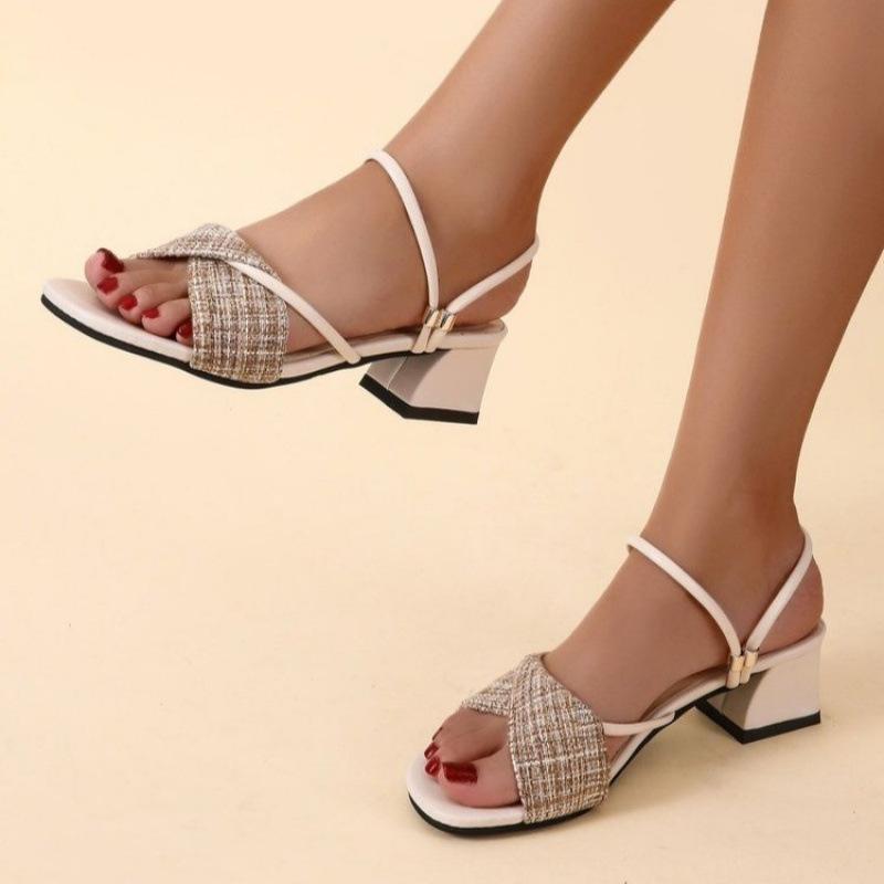 New square toe hollow one-line over-foot European and American style thick-heeled sandals in summer