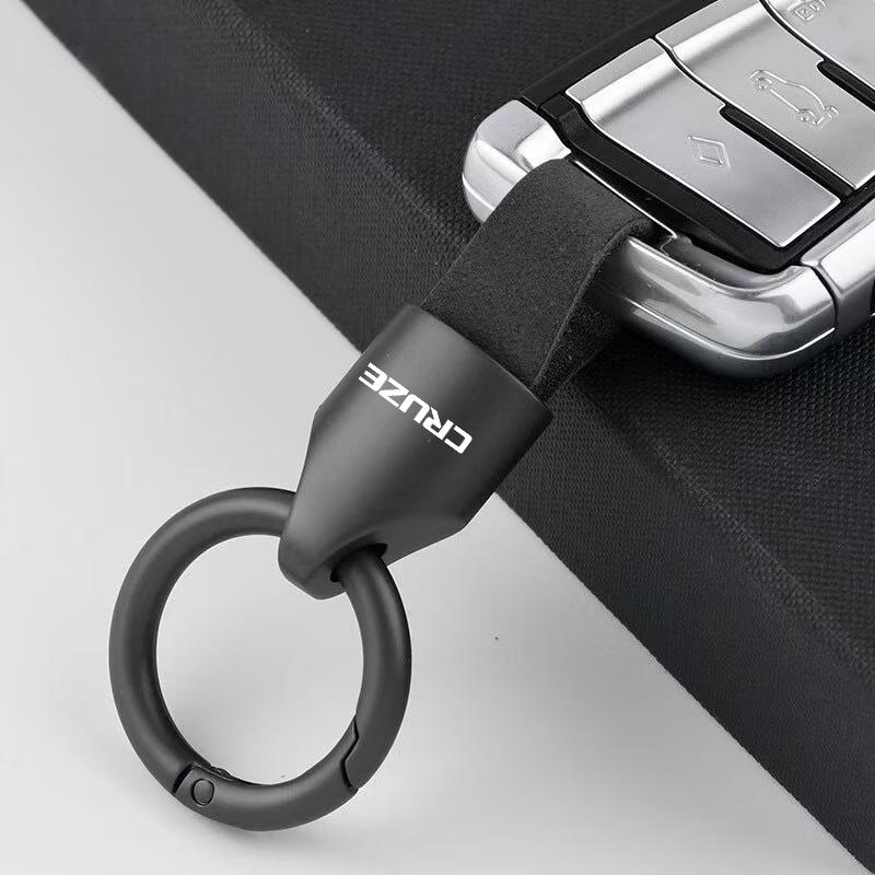 Metal/Leather Car Logo Key Chain Keyring Auto Interiors Accessories For Chevrolet Cruze Aveo Lacetti Niva Trax Bolt Impala Sonic