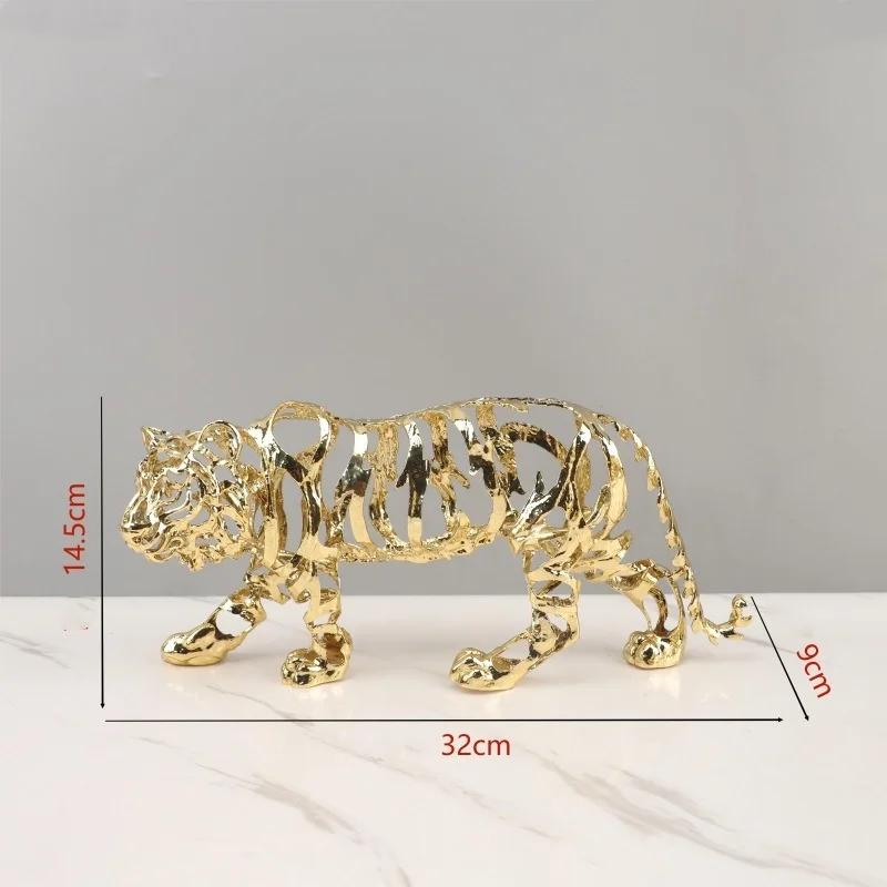 Creative Metal Crafts Artificial Animal Sculpture Golden Openwork Lion Horse Elephant Art And Crafts Ornaments Home Decoration