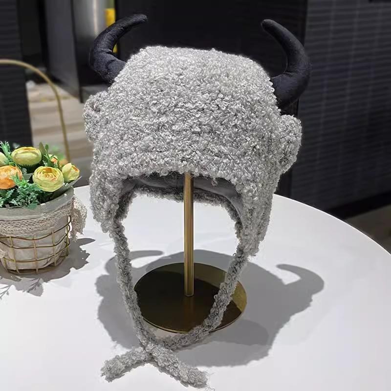Mei Funny Bull Head Plush Lei Feng Hat, Women's Winter Warm Ear Protection, Windproof and Cold Riding Bull Devil King Hat