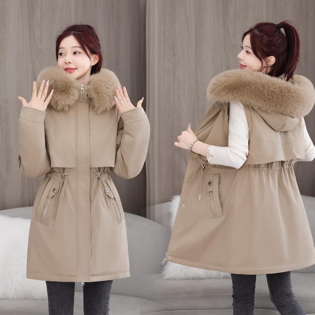 Überwindet die lange koreanische Version von lockerer Baumwollwattierter Kleidung für Damen, fügt Samt hinzu und verdickt die Taille, wattierte Jacke Mantel im Winter.