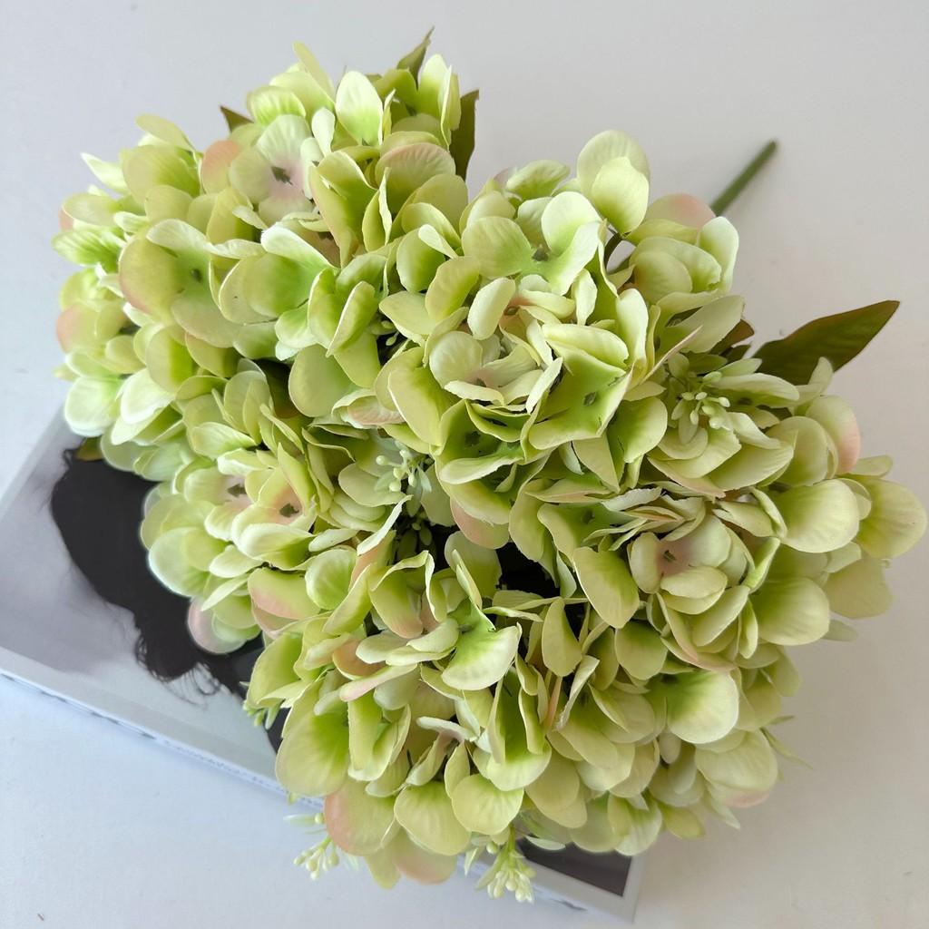 Hydrangea Artistic Silk Flower Display For Wedding Photography Decoration Home