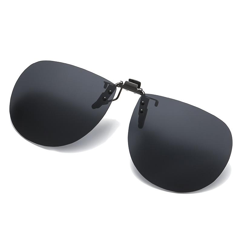 Large frame polarized night color-changing clip, myopia glasses can be used for women driving, and sunglasses clips can be used for men's computers.