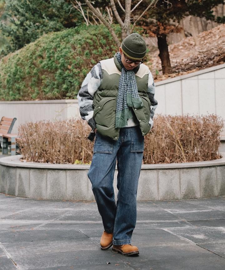 CUZNELLO Drawing Crewneck Knit_Charcoal