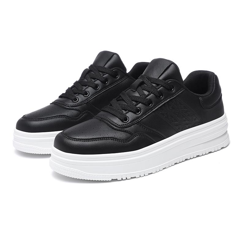 

White casual men s board Thick soled shoes Comfortable daily versatile style and Leisure Party Youth sports qualit shoes 44 чёрный