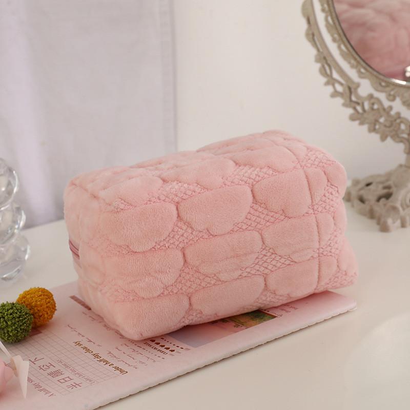 Cloud Makeup Bag Portable Large Capacity Organizer With Short Plush Material For Women