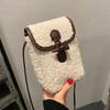Mote Mini Lammull Liten Firkantet Veske Horn Kneppknapp Design Bærbar Populær Plysj Crossbody-veske Søt Mobiltelefonpakke