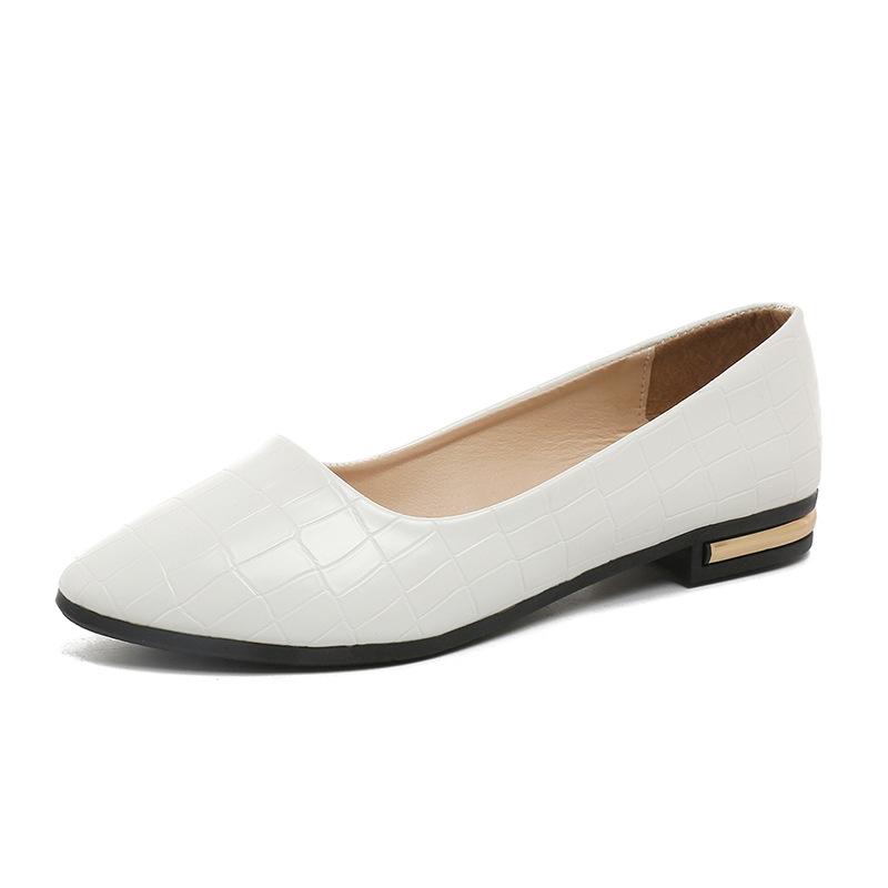Fashion 2025 Spring and Summer New Women's Flat Shoes Pointed Low Heel Women Bean Shoes Sports Casual Shoes Women Zapatos De Mujer