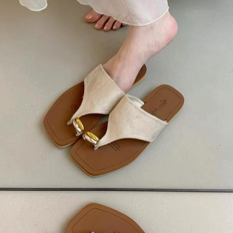 Fashion New Style Fashion  Brand Women Slipper Designer Clip Toe Flip Flops Casual Beach Shoes Woman Summer Trend Home Slides Dress Sand