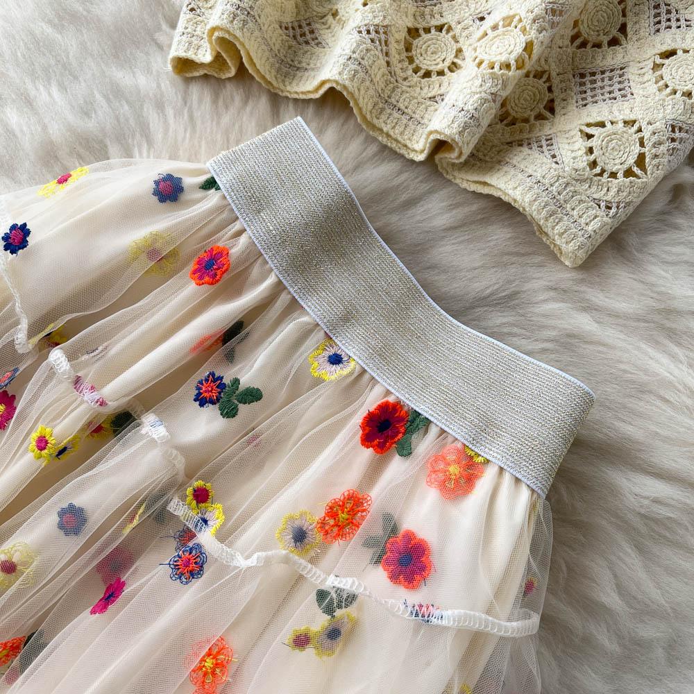Korean Version Of The Small Fresh Suit Women's Short Hollow Knitted Camisole Outside Wearing Mesh Embroidered Skirt Two-Piece