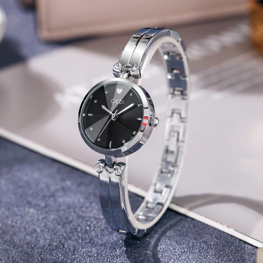 Niche High-End Alloy Watch Student Party Exquisite Medieval Quartz Watch Women'S Waterproof Bracelet Watch