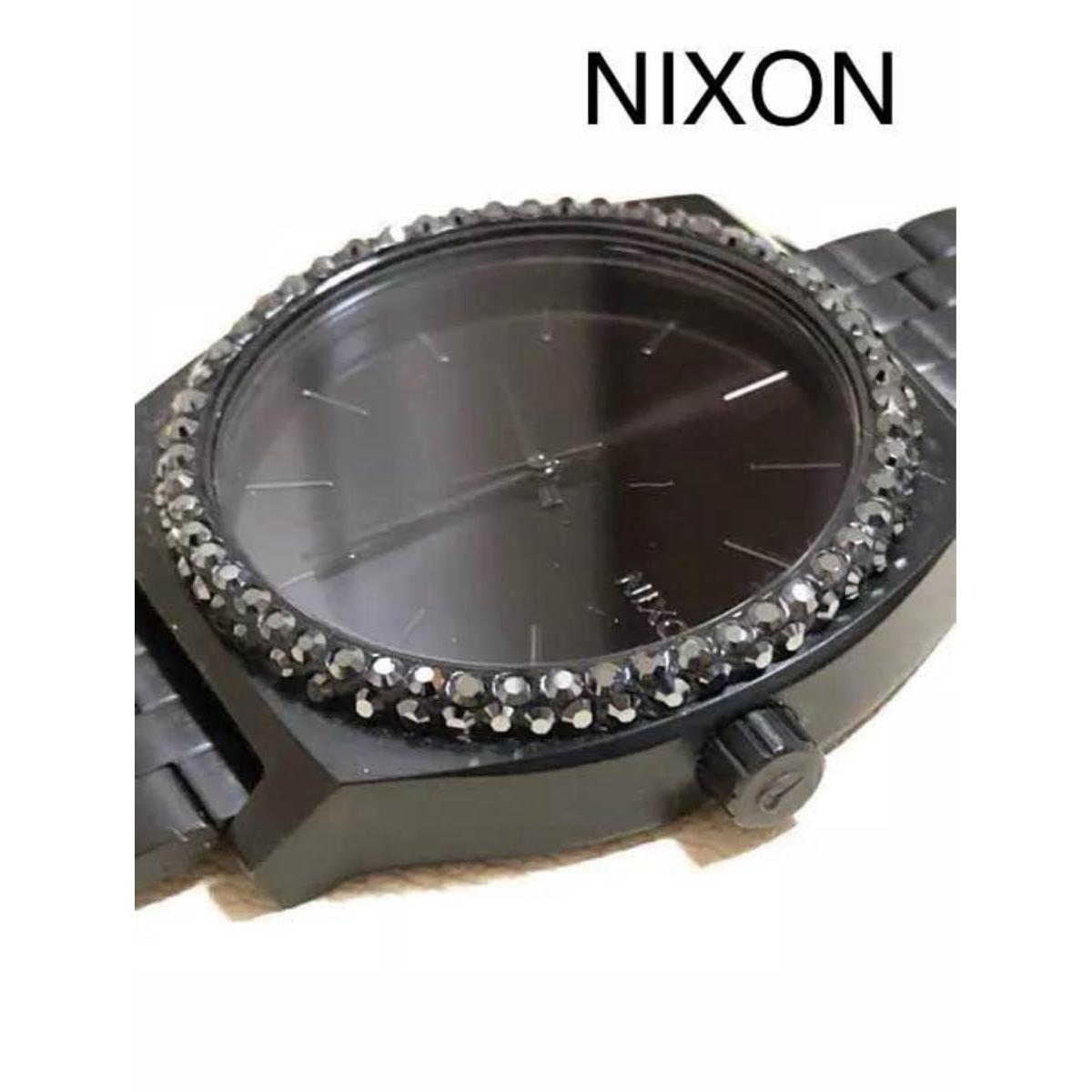Used NIXON THE TIME TELLER (Nixon watch)