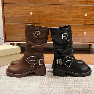 Botas de motocicleta com fivela da moda para mulheres, bico redondo, salto médio, botas de tornozelo femininas, couro sintético, salto quadrado, sapatos de plataforma de outono