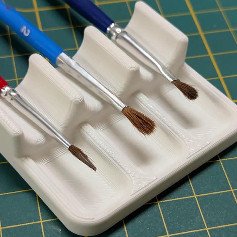 New Plastic Brush Holder,Easy To Clean, Convenient To Carry, Space-Saving Watercolor And Acrylic Oil Painting Brush Storage Box