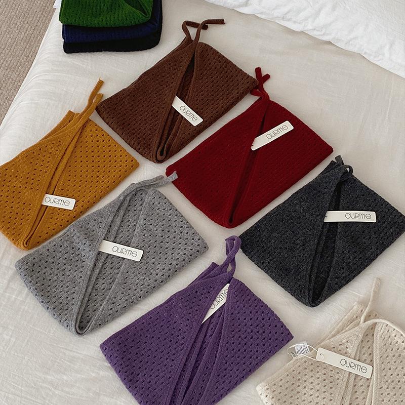 New Autumn and Winter Warm and Versatile Knitted Scarf Triangular Scarf Fashionable and High End Women's Warm Scarf