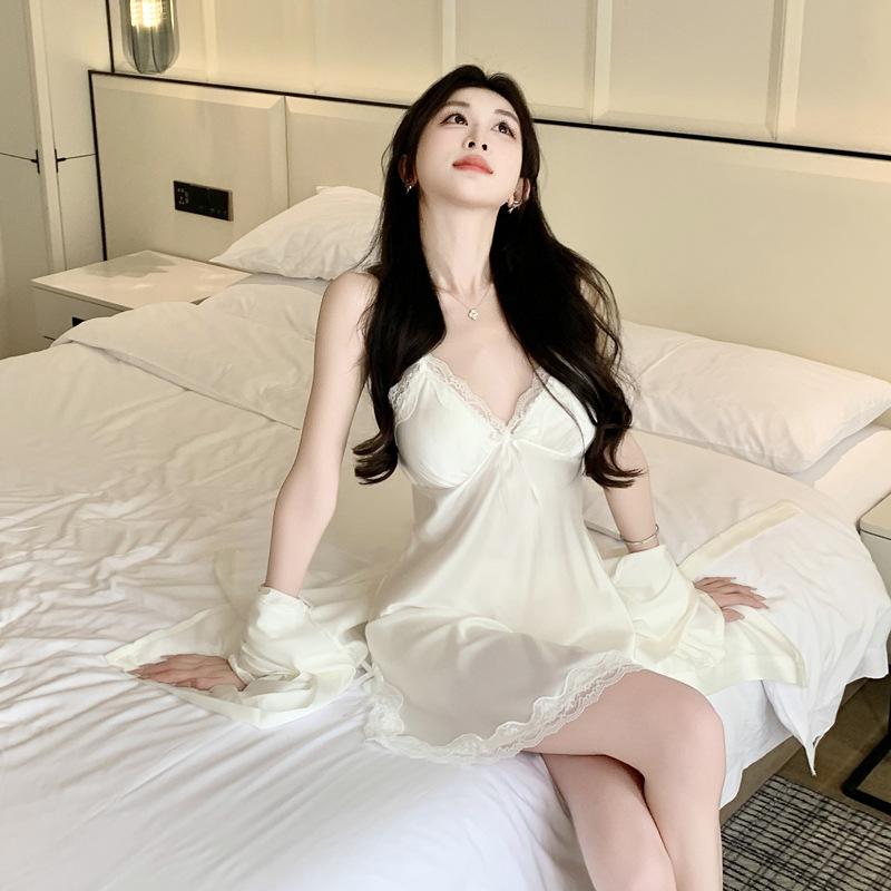 Women's summer sexy ice silk pajamas lace pure wind suspender nightgown nightgown two-piece set spring and autumn models with chest pads