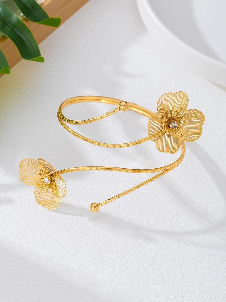 Elegant European & American Drip Oil Flower Earrings & Armlet Set