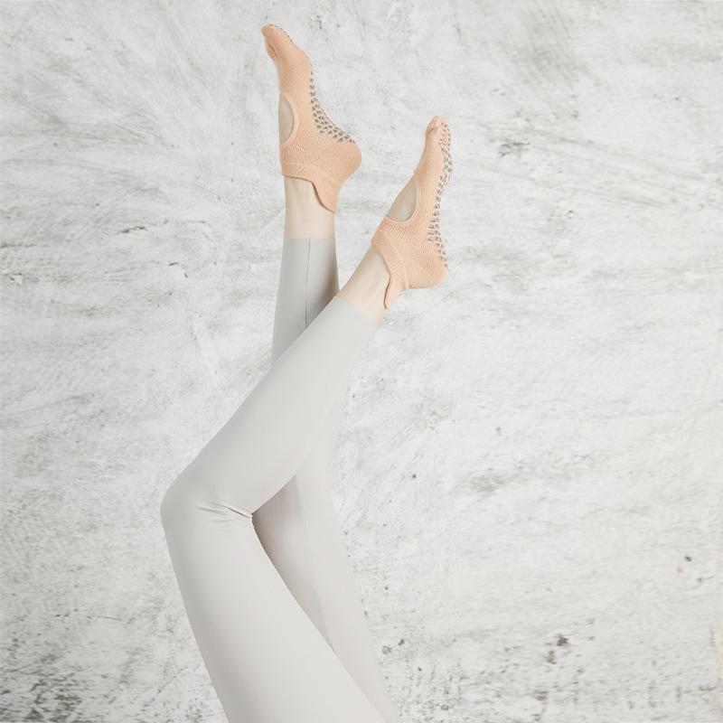 Women s Non-Slip Pilates & Yoga Five-Toe Cotton Socks One Size