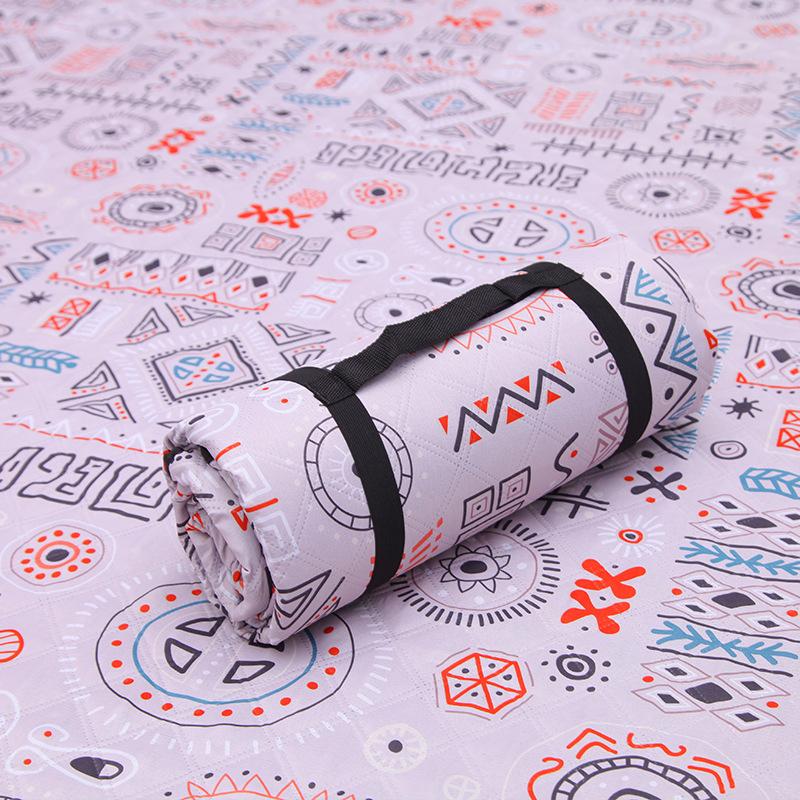Outdoor Camping Ground Mat Picnic Mat Retro Beach Mat Waterproof Thickened White Picnic Cloth Machine Wash Moisture-proof Pad