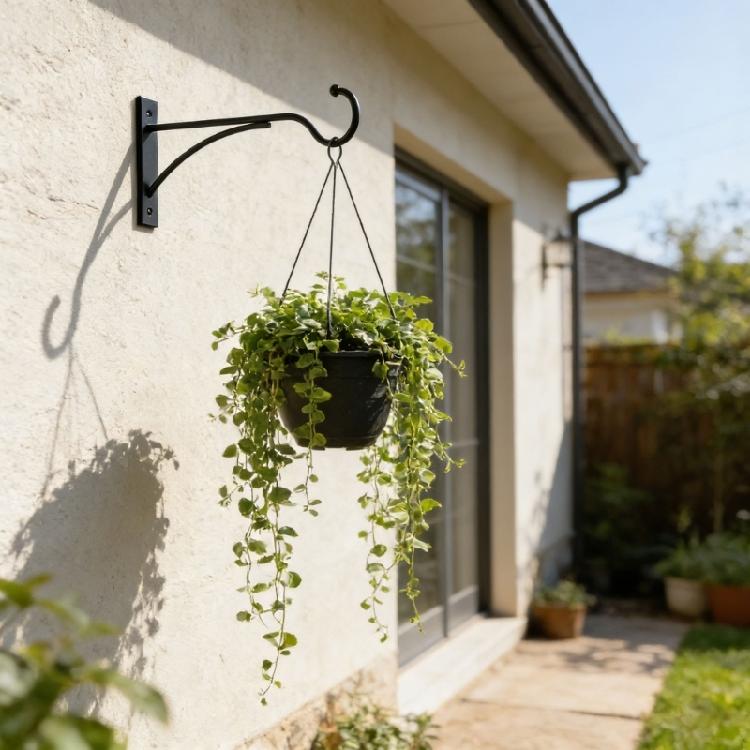 Portapiante Nero Tradizionale Per Uso Esterno Durevole Verniciato a Polvere Design Completa Vari Stili di Terrazza