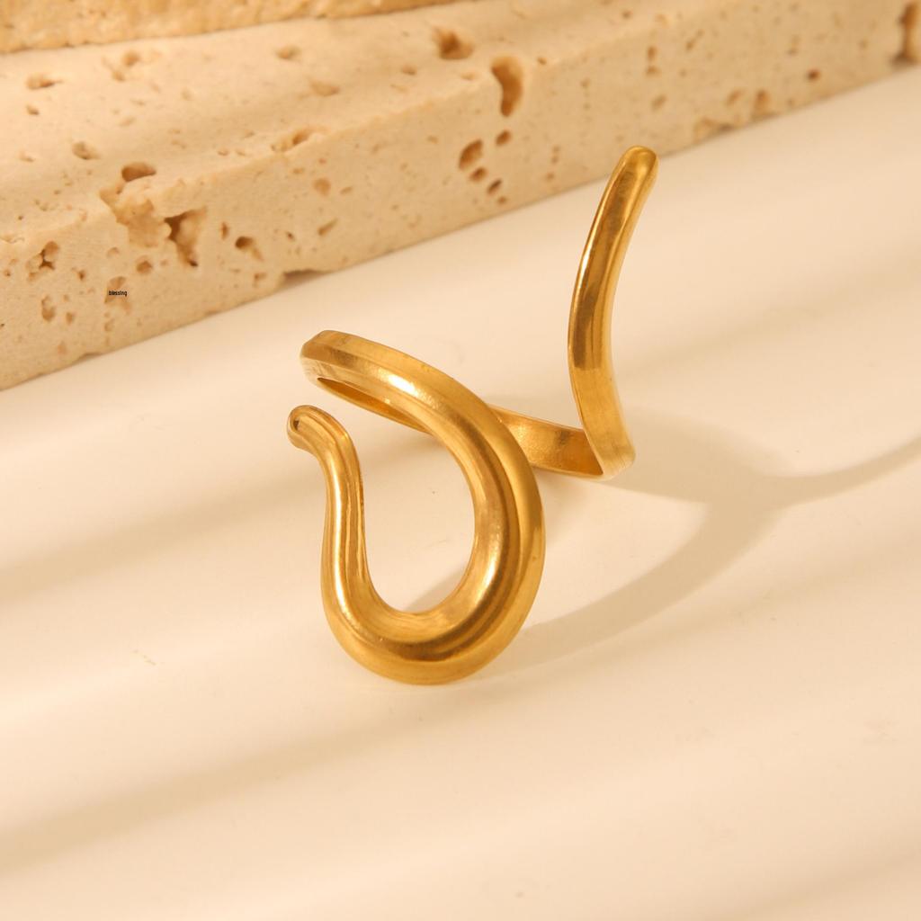 Bague pour femme minimaliste haut de gamme en acier inoxydable – Ne se décolore pas, polyvalente, design de niche