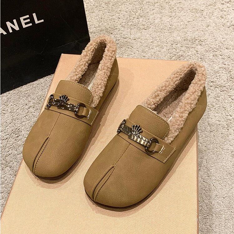 Chaussures Femme Ballerines Mocassins Fourrure Bout Rond Automne Décontracté Baskets Féminines Robe Mocassin Automne Hiver Loisirs Sangle à Boucle Flock Rubb