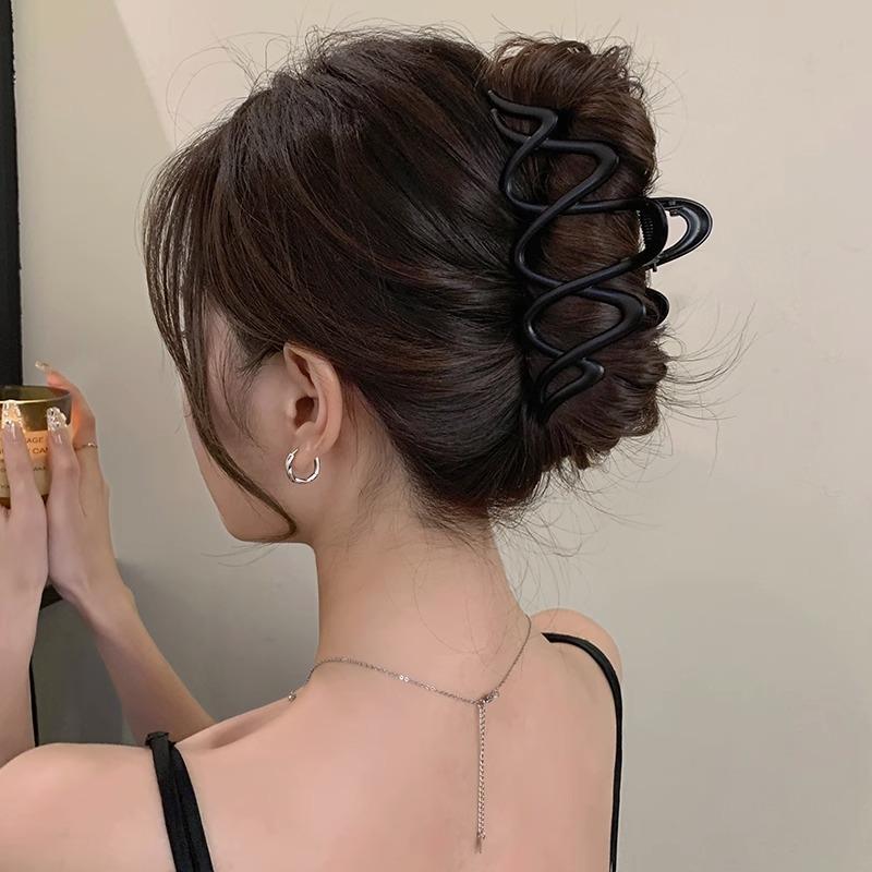 Elegant Geometric Wave Gold Silver Color Hair Claw Clip for Women Metal Large Hair Crab Clamp Hairgrip Korean Hair Accessories Headwear