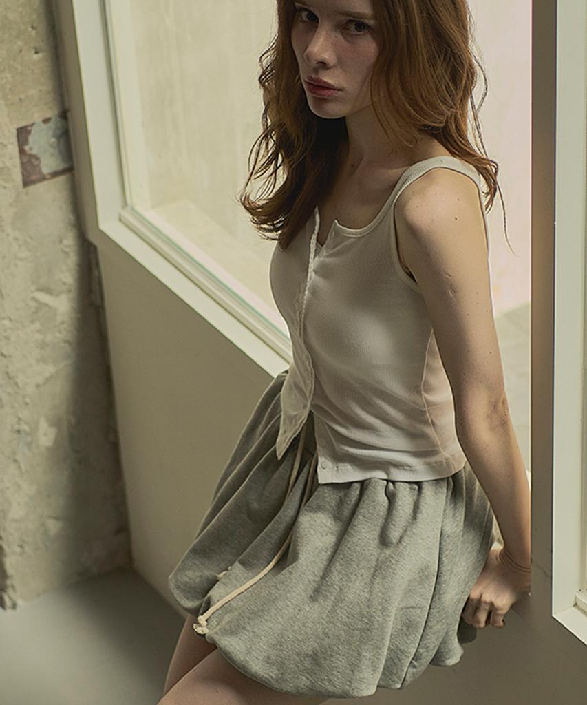 Iteoneolmomeonteu Balloon Elastic Waist Skirt _ Gray