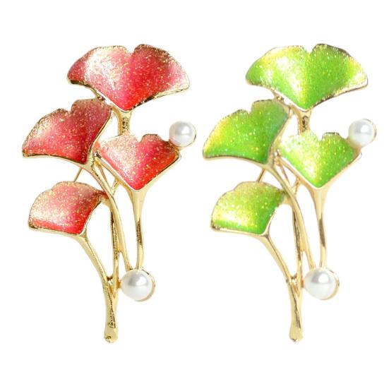 Brooch Pin Enamel Finish Imitation Pearls Ginkgo Leaf Design Zinc Alloy Pin with Gold-Plated Edges Suits Coats Sweaters Badge