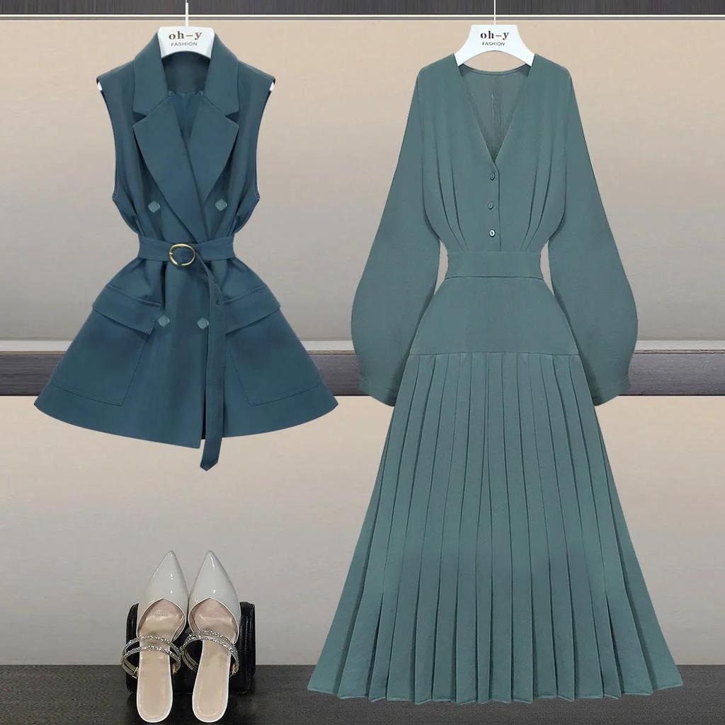 Buy Plus Size Women's Windbreaker Twopiece Suit Autumn Suit Women's