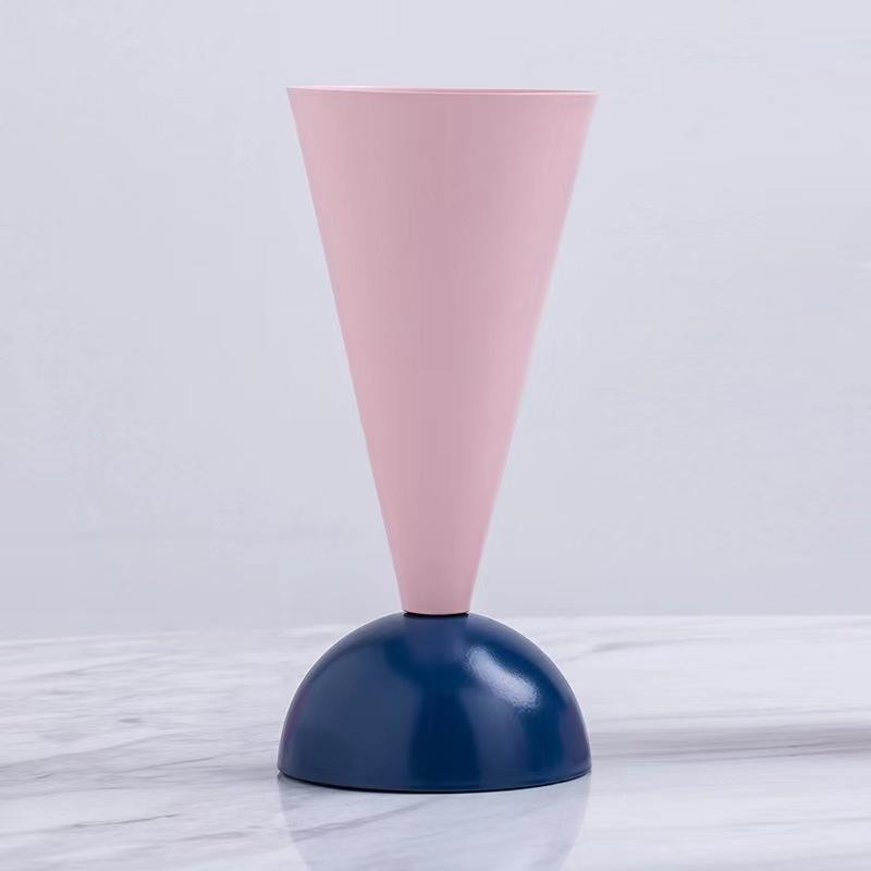 Creative Metallic Colored Vase Geometric Triangle Flower Vase Flower Arrangement Accessories Terrarium Home Decoration