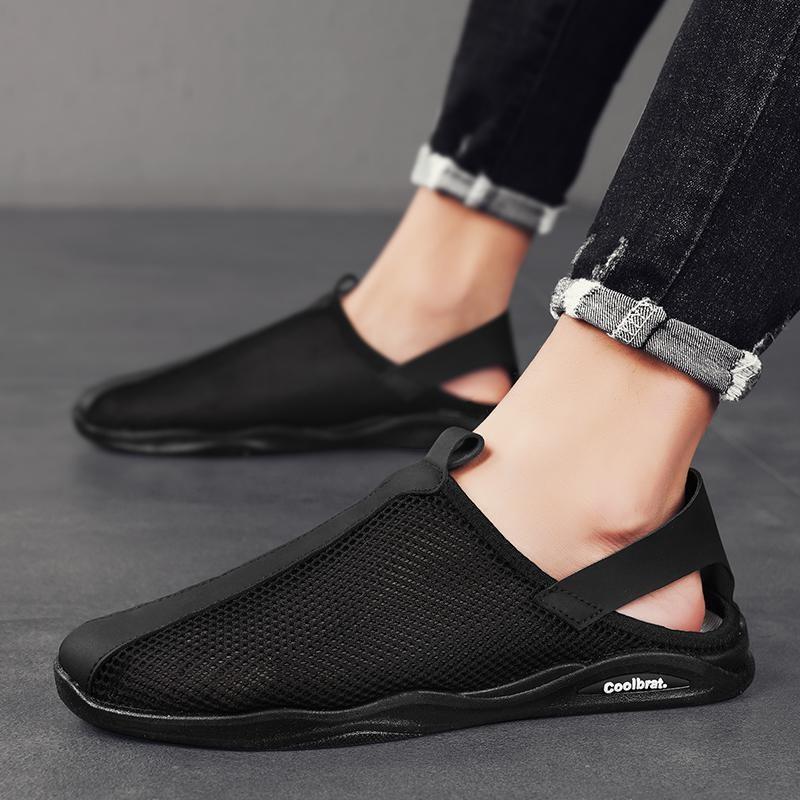 Summer Hollow Men's Sandals Light Comfortable Slip-on Beach Shoes Outdoor Soft-soled Breathable Casual Shoes Sandalias De Hombre