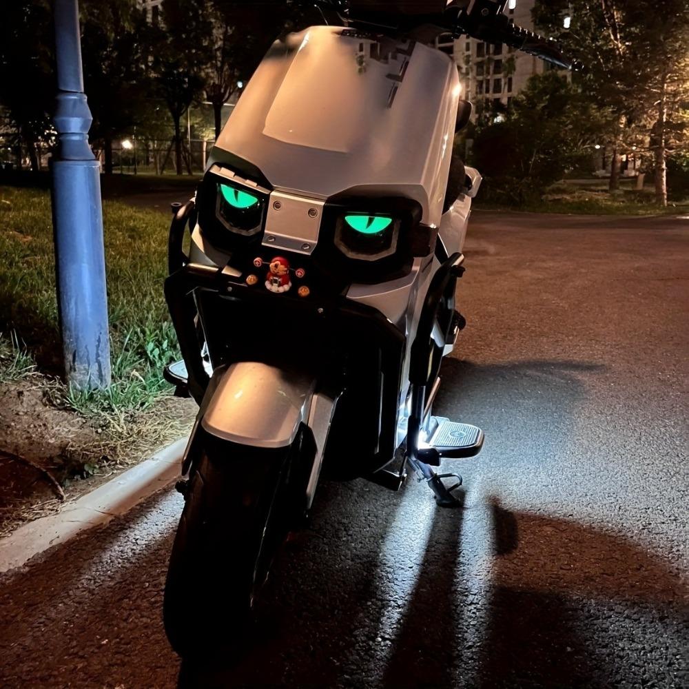 Motorcycle Cat Eyes Glow Stickers 2pcs Green Night Luminous Bike Decal 7cm