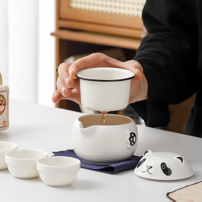 Portable Panda Kuaike, a Pot of Three Cups of Travel Tea Set, a Small Set of Creative Business Gifts