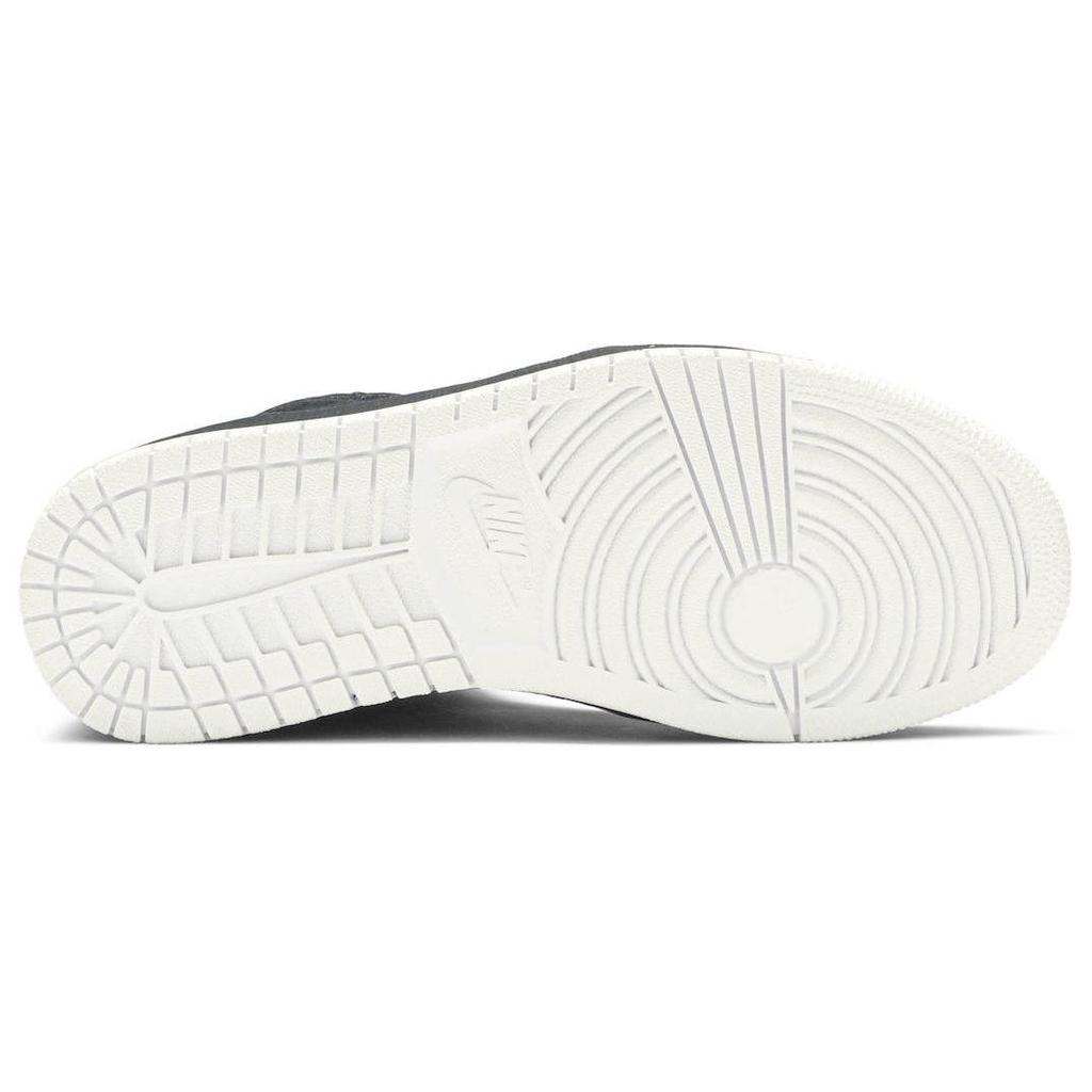 Jordan 1 Retro Black Perforated 555088-002