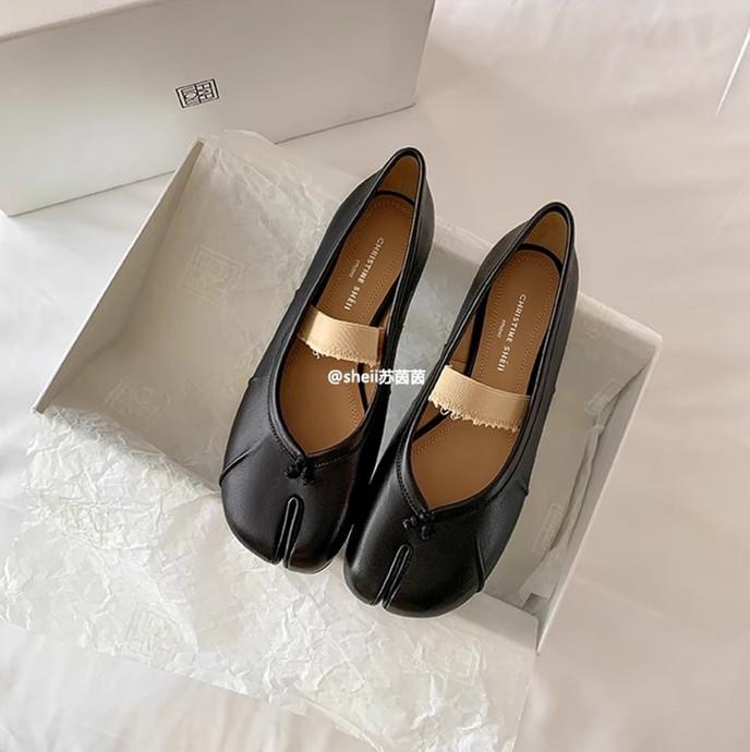 Grape mother has the same style, two versions~ calfskin round head split-toed pig's trotters flat-bottomed Mary Jane single shoes women's half slipper