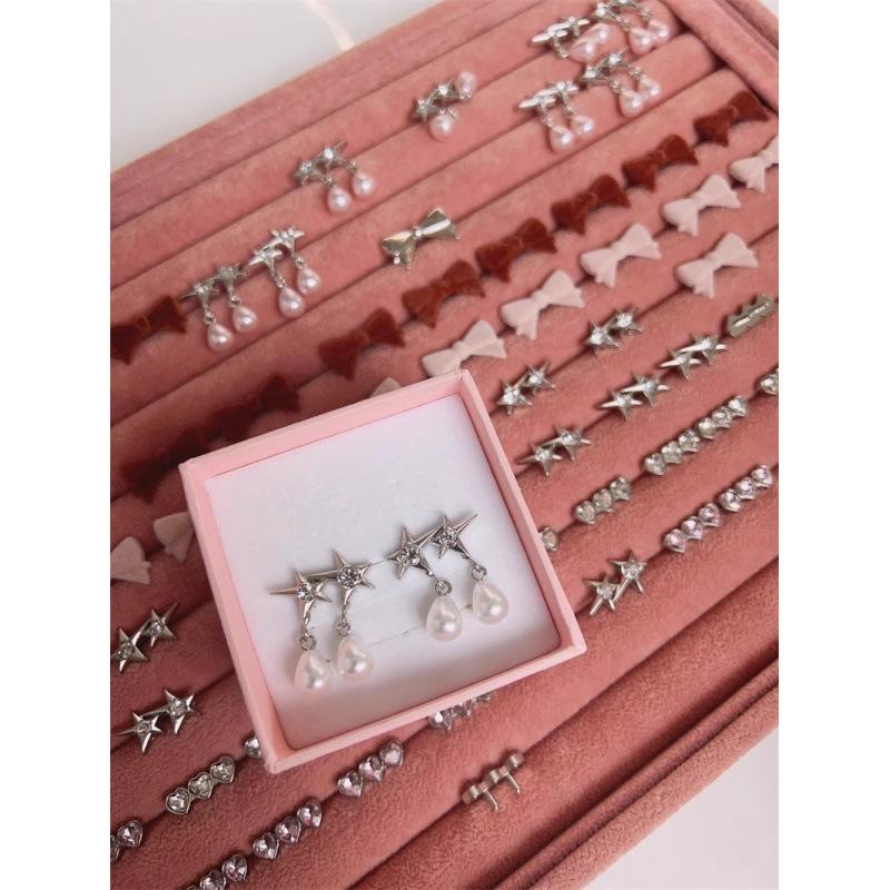 Jennie-Style GM Cat-Eye Sunglasses with Interchangeable Accessories – Retro, High-End, UV-Protected Summer Shades