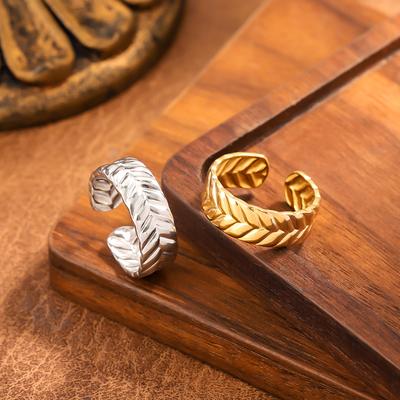 Fashion Stainless Steel Leaf Ring French Retro Opening Adjustable Ring Light Luxury Finger Ring