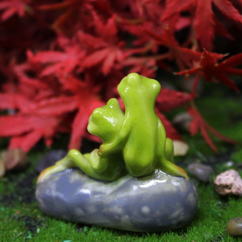 1Pcs Simulation Mini Frogs Resin Ornament Miniature Figurine Landscaping Home Garden Decoration Micro Landscape Terrarium Craft