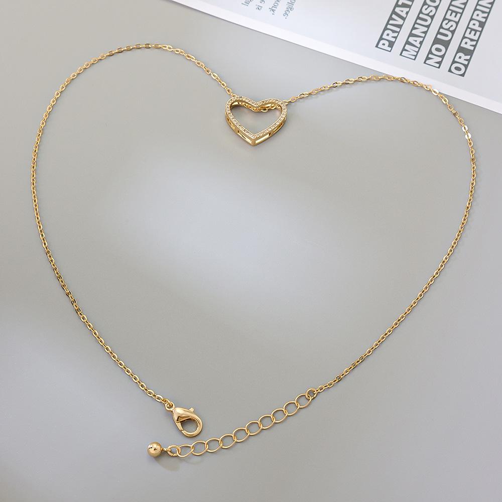 Heart Necklace with Full Diamond Alloy - Sweet European & American Clavicle Chain for Women