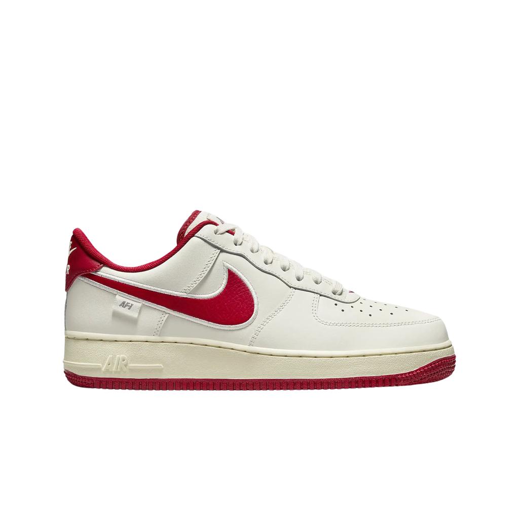 Nike Air Force 1 '07 Sail Gym Red