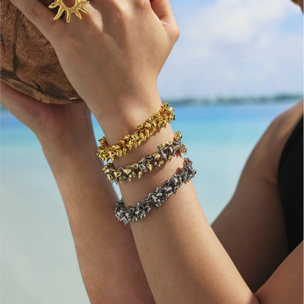 Multi Heart Charms Bracelet In Stainless Steel With 18k Gold Plated Waterproof Non Tarnish Unique Chain Bracelets For Women