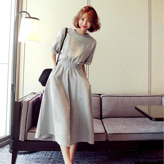 

Корейская версия, женское летнее платье с короткими рукавами, свободный подол и утягивающий подол, длинная юбка с высокой талией и круглым вырезом, модная женская одежда M серый