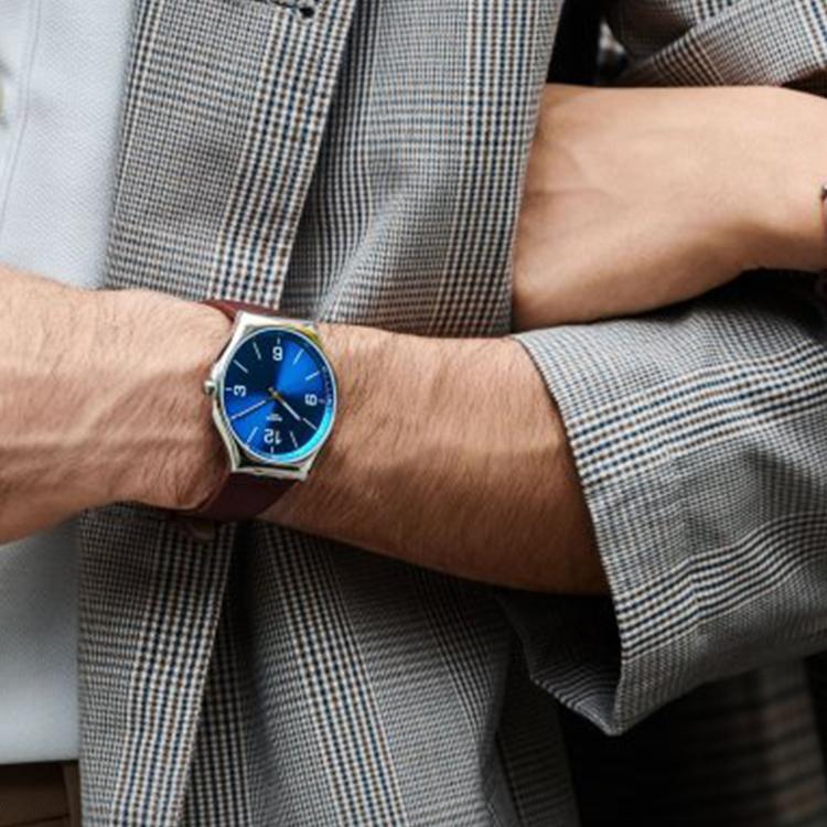 Swatch Skin Series Quartz Watch Brown Leather Strap 42mm Blue Dial Stainless Steel Case Unisex watches Silver SS07S101