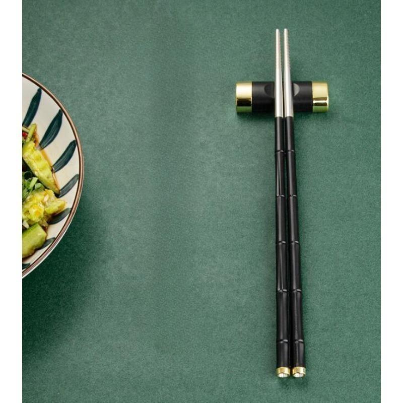 1 Pair Chinese Style Bamboo Chopsticks Reusable Non-Slip Chopsticks Set for Sushi & Food
