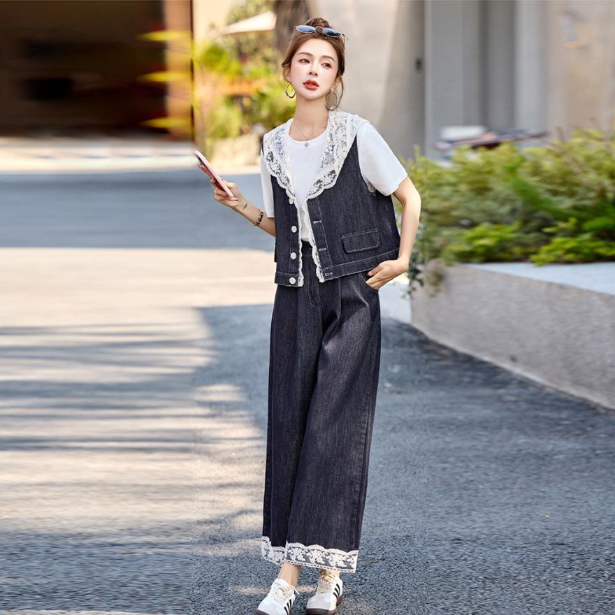 Fashion casual denim suit women's summer new age-reducing lace hooded vest short-sleeved T-shirt wide-leg pants three-piece set