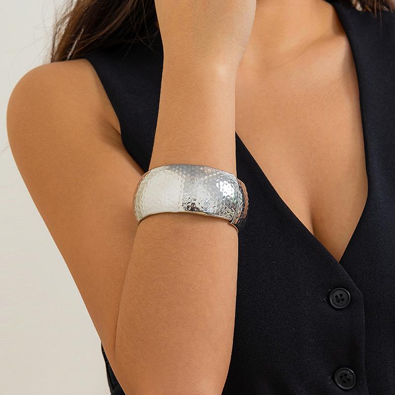 Creative Metal Water Drop Bracelet Fashion Statement Adjustable Opening Bracelet For Women Girls Retro Bangle Ring Jewelry Gifts